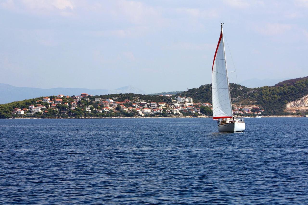Apartments By The Sea Okrug Donji, Ciovo - 16657 Donji Okrug  ภายนอก รูปภาพ