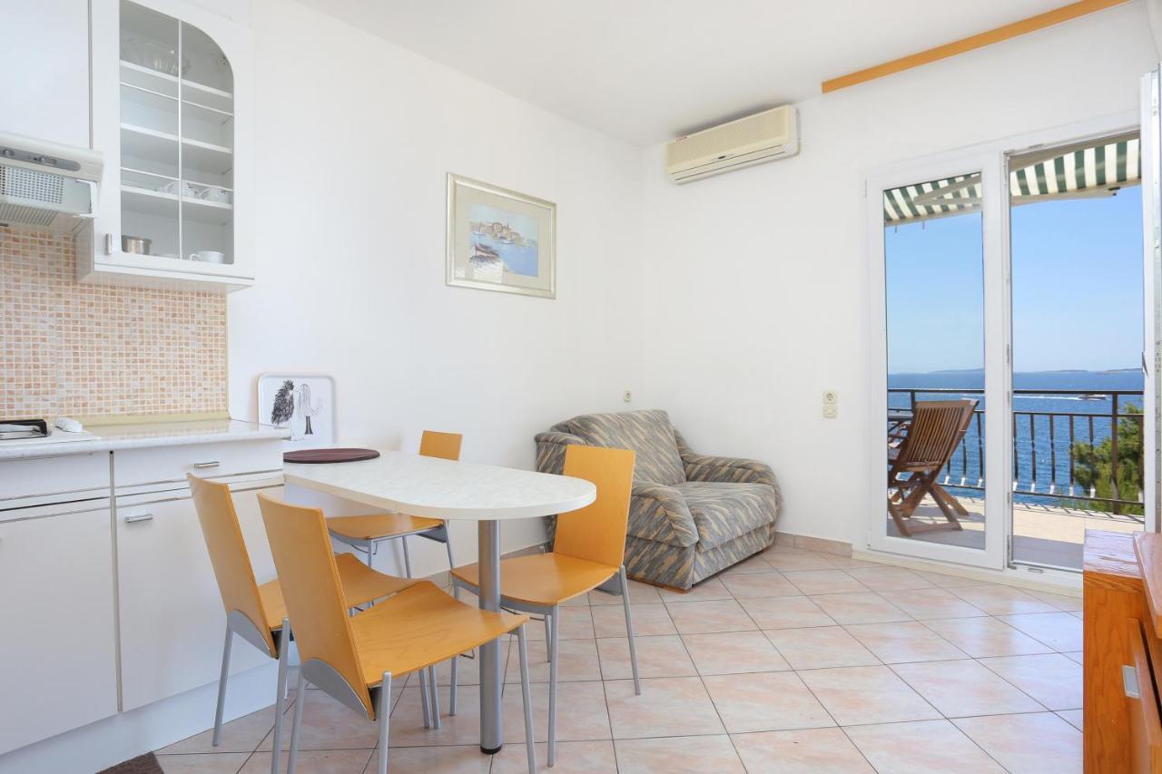 Apartments By The Sea Okrug Donji, Ciovo - 16657 Donji Okrug  ภายนอก รูปภาพ