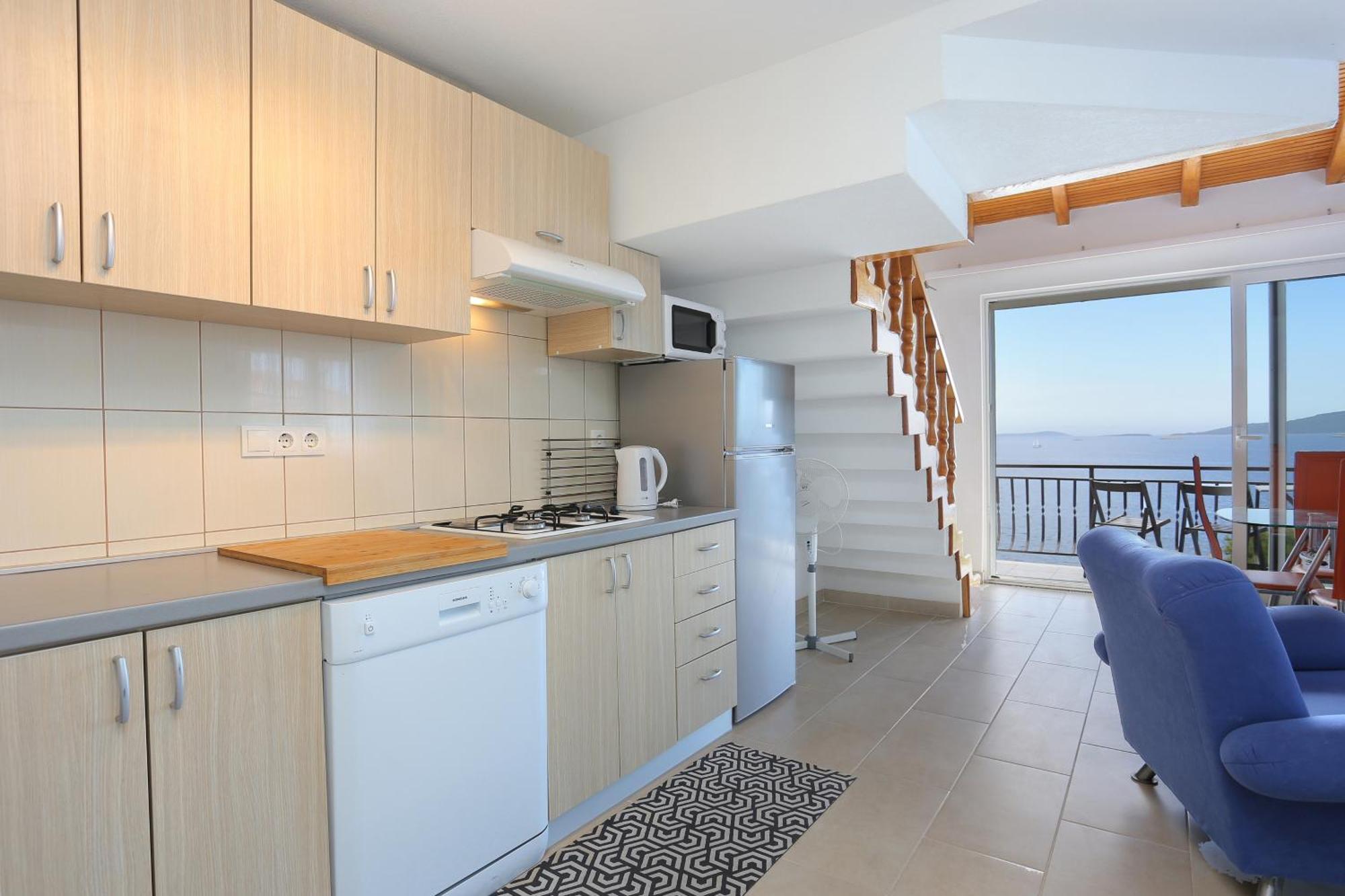 Apartments By The Sea Okrug Donji, Ciovo - 16657 Donji Okrug  ห้อง รูปภาพ